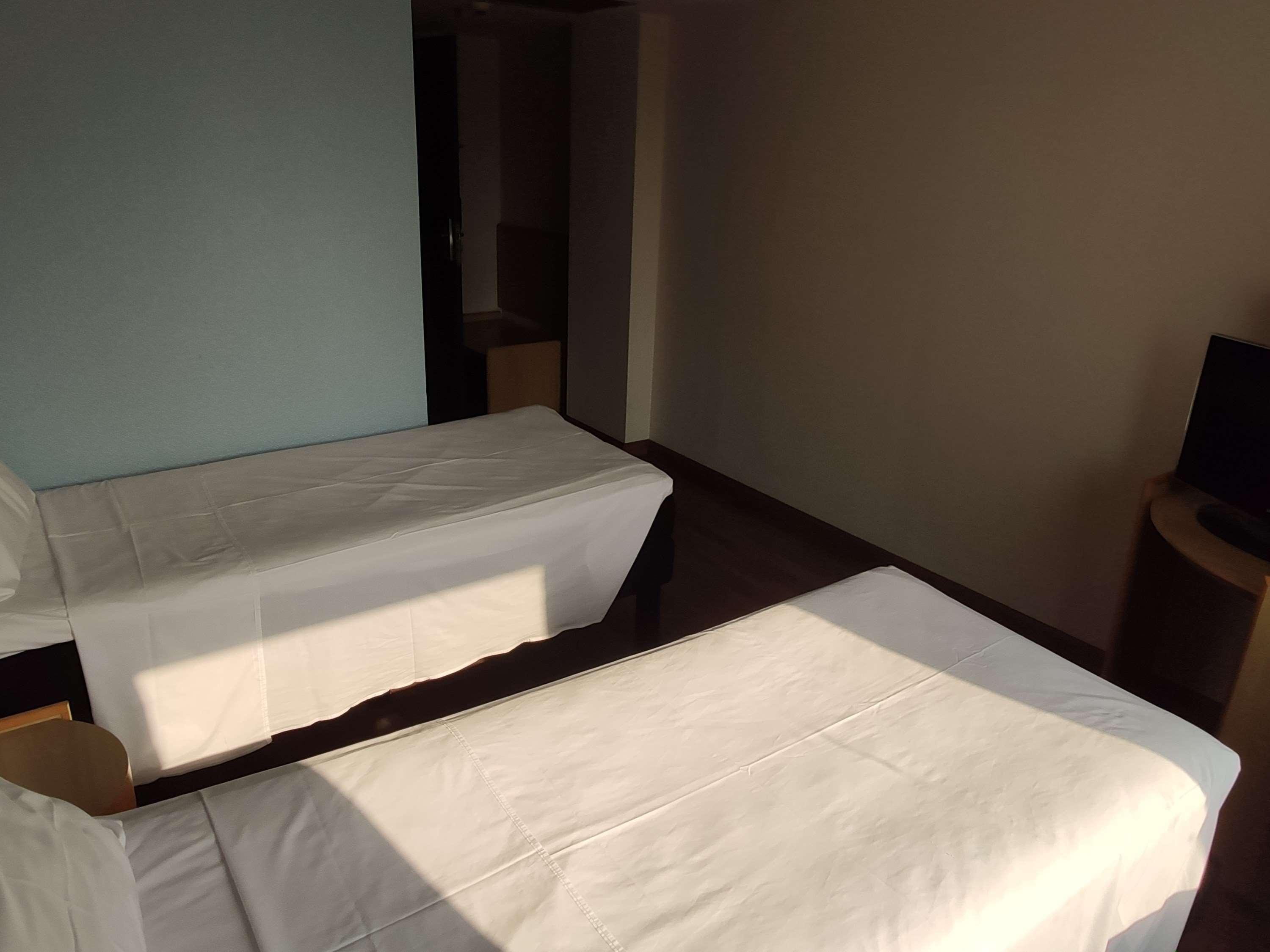 ไอบิส กวารูโยส Hotel กัวรูยุส ภายนอก รูปภาพ